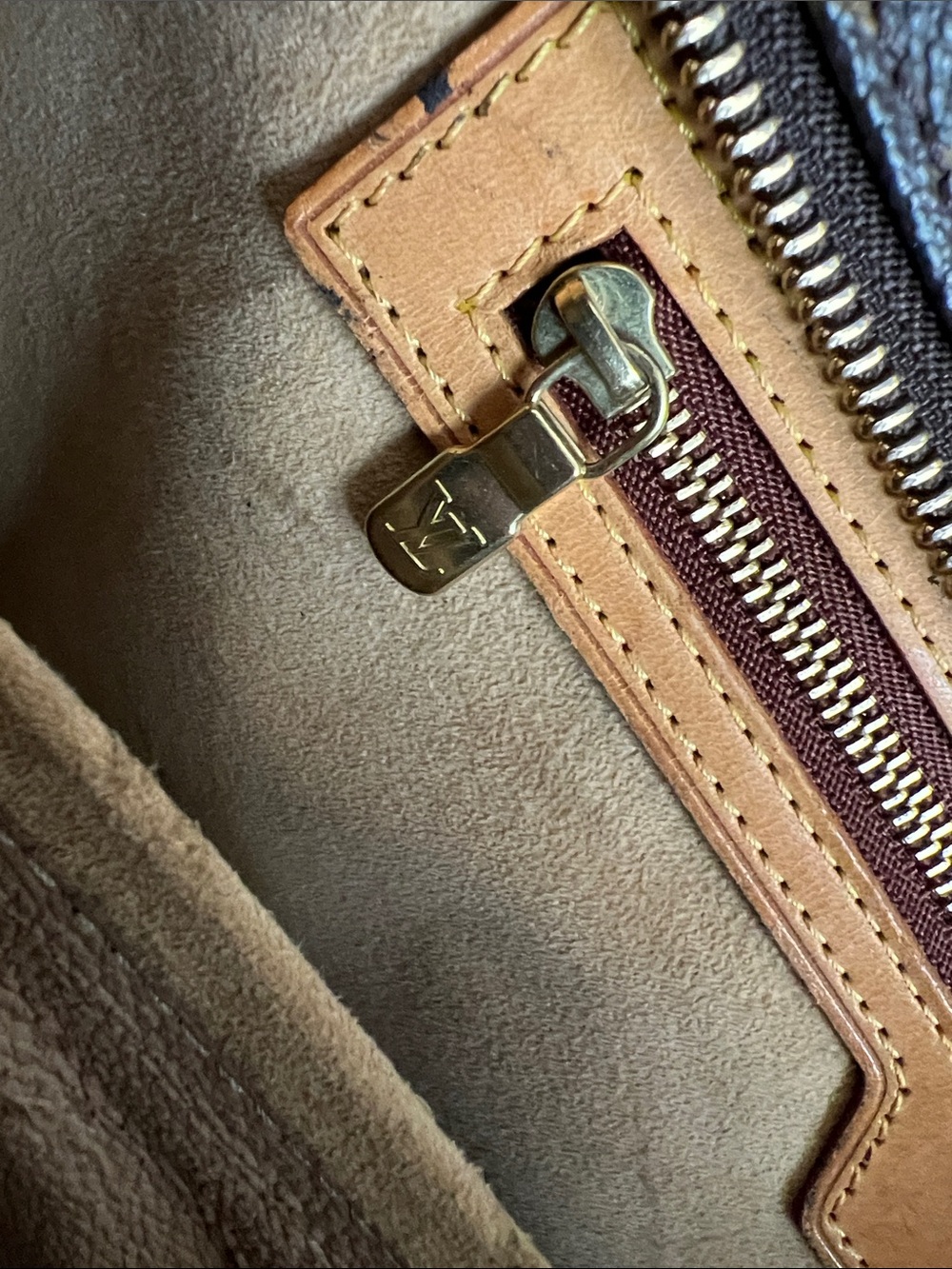 Louis Vuitton | Monogram Luco Tote Bag - Picture 11 of 16